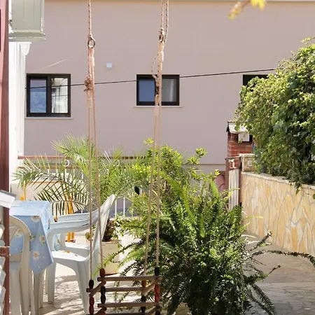 Apartment 5724b *
